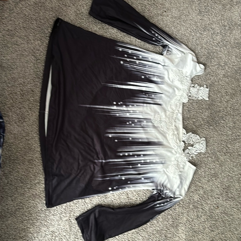 Dress shirt never worn extra large silky -polyester elastic blend